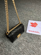 CHANEL BOY BAG SMALL 20 BLACK CHEVRON CAVIAR GOLD HARDWARE
