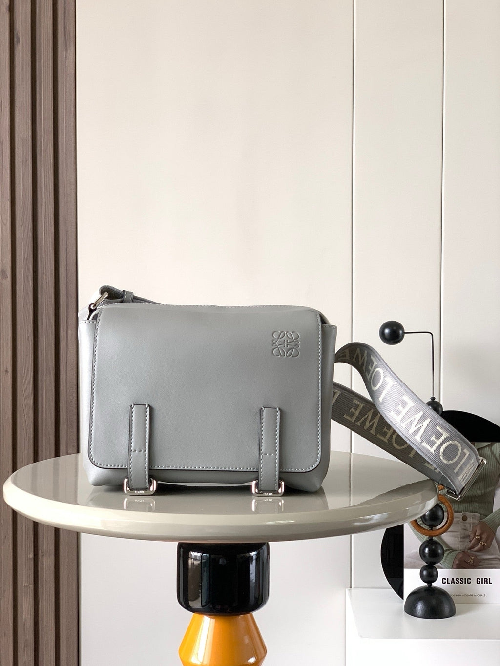 LO Messenger Bag
