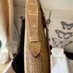 KELLY CUT 31 IN TORTILLA BROWN ALLIGATOR LEATHER WITH SILVER HARDWARE