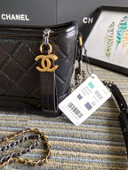 CC MEDIUM 20 HOBO BAG IN BLACK CALFSKIN WITH STRAP