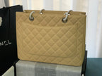 CHANEL 25S MEDALLION TOTE 33 CM IN BEIGE CAVIAR WITH SILVER HARDWARE