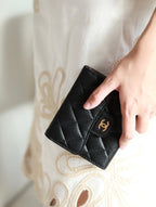 CHANEL FLAP CARD HOLDER 11.5 BLACK GRAINED CALFSKIN GOLD ICON