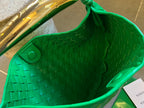 BOTTEGA VENETA SARDINE 33 WITH CHAIN IN SHAMROCK GREEN LAMBSKIN