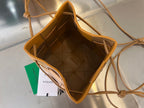 SMALL CASSETTE BUCKET 18 IN BROWN MIX ORANGE CALFSKIN