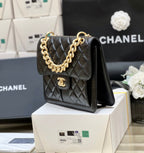 CHANEL 25S  MEDIUM FLAP BAG 25 IN BLACK CALFSKIN GOLD HARDWARE
