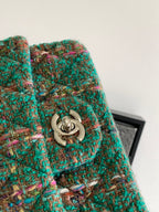 CHANEL MEDIUM 20 CLASSIC BAG IN GREEN FOREST WOOL TWEED