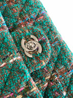 CHANEL MEDIUM 25 CLASSIC BAG IN GREEN FOREST WOOL TWEED
