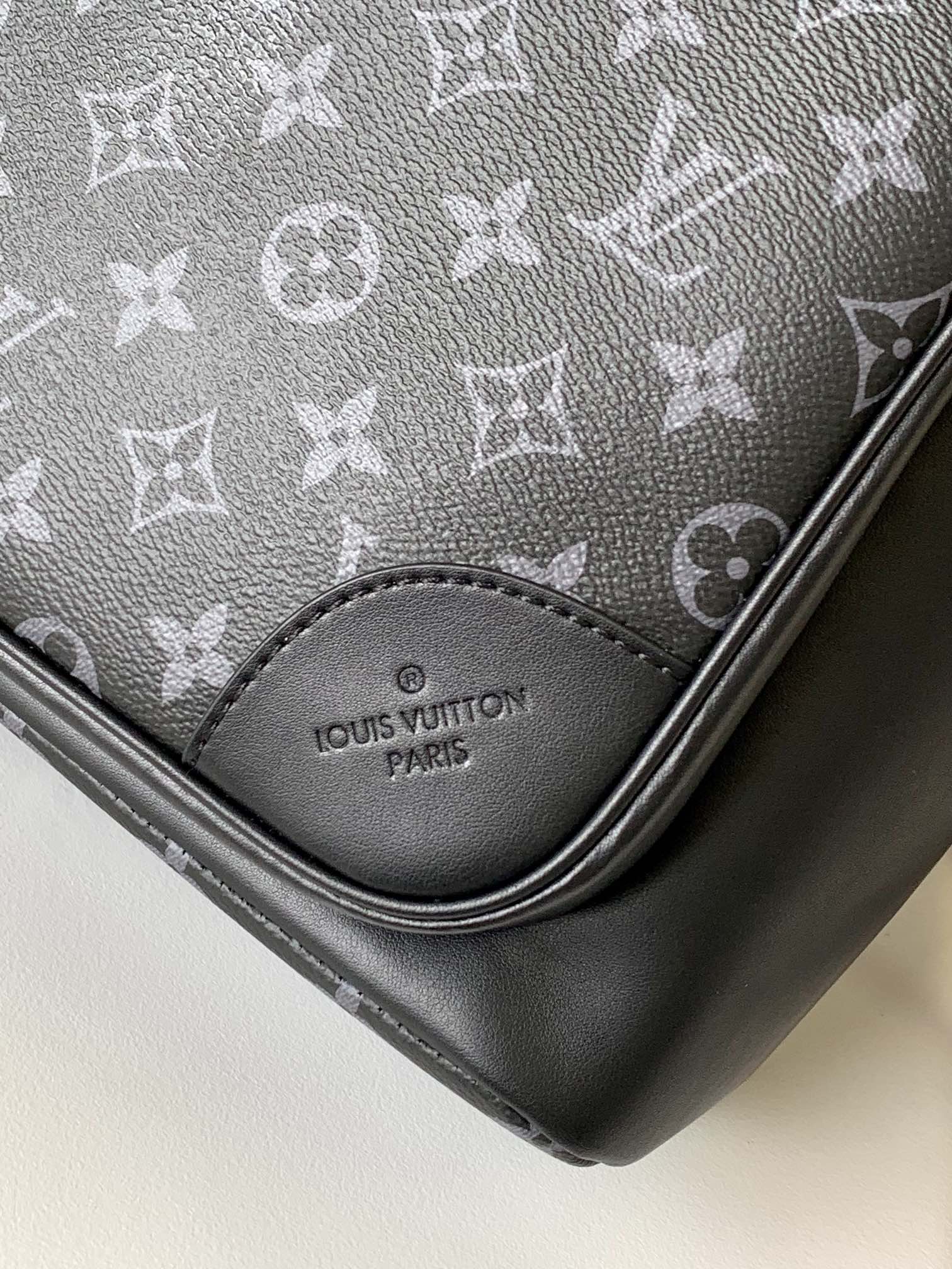 DISCOVERY BACKPACK 41 IN BLACK MONOGRAM MACASSAR CANVAS AND CALFSKIN