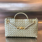 BOTTEGA VENETA SMALL ANDIAMO 29 IN ECRU BEIGE LAMBSKIN