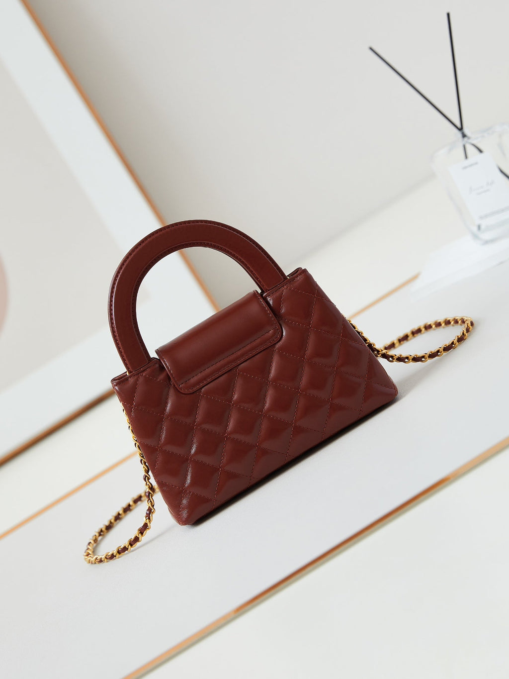 CC KELLY MINI 19 SHOPPING BAG IN WINE RED CALFSKIN