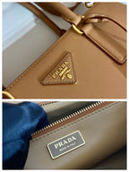 PRADA MEDIUM GALLERIA BAG 28 IN CIDER BROWN SMOOTH CALFSKIN GOLD HARDWARE