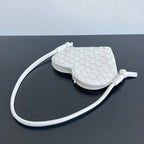 SOLSTICE HEART SHAPE 22 IN WHITE LAMBSKIN