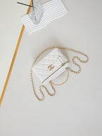 CHANEL 25S MINI VANITY BAG 16 CM IN WHITE LAMBSKIN WITH CRYSTAL-EMBELLISHED  LOGO