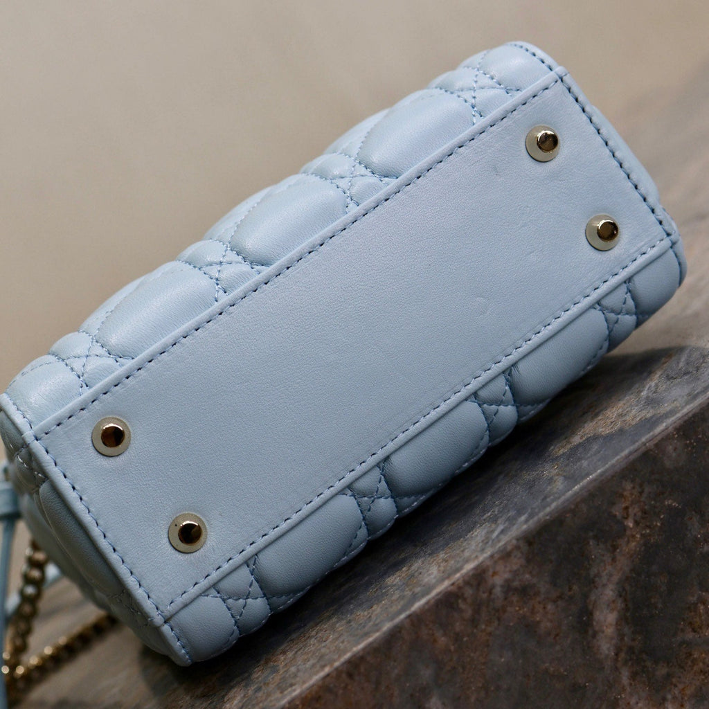 MINI LADY BAG 17 IN BABY BLUE QUILTED MACROCANNAGE CALFSKIN GREEN STRAP