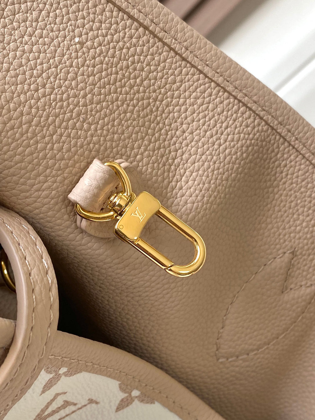 LV Neverfull Inside Out MM 12.2 in Beige Monogram with Brown Trim