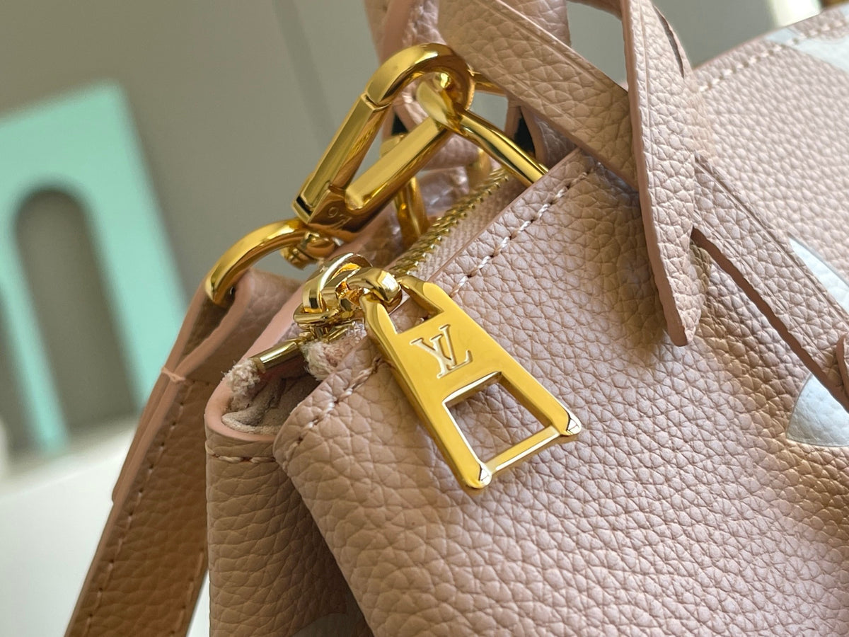 Louis Vuitton Petit Palais PM 11.4 in Rose Trianon Pink