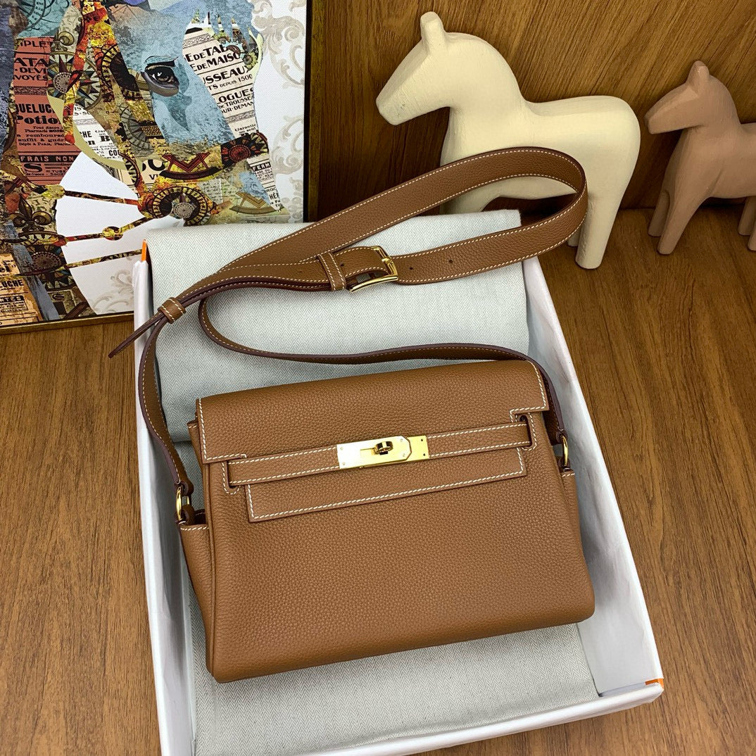 HERM KELLY MESSENGER 25