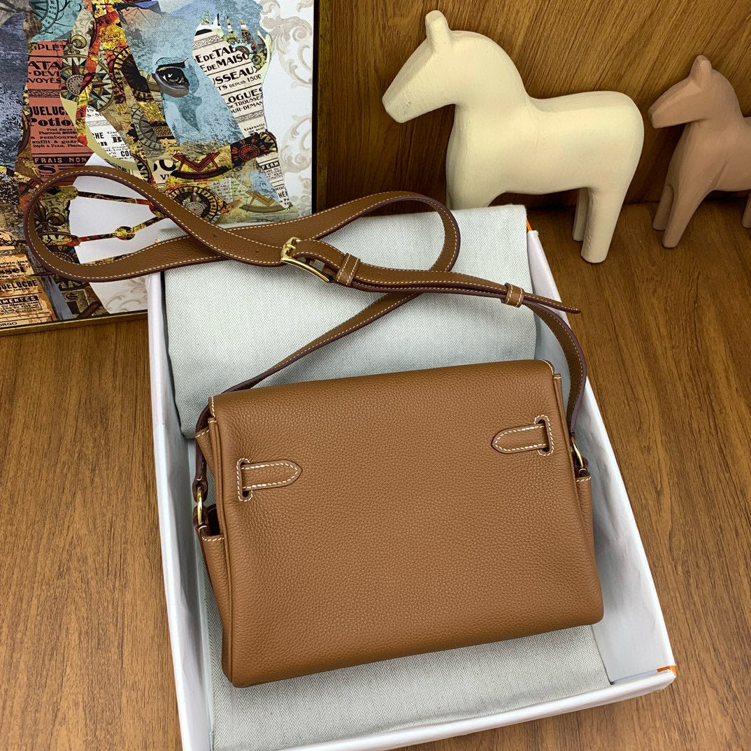 HERM KELLY MESSENGER 25