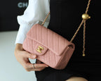 CHANEL FLAP BAG 20CM BABY PINK LAMBSKIN GOLD HARDWARE