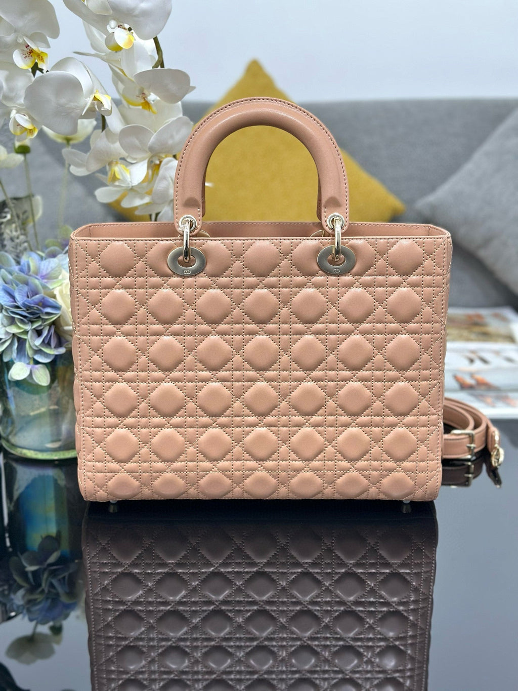 LARGE 32 LADY BAG IN PEACE LAMBSKIN WITH GOLD HARDWARE