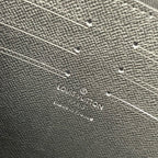 POCHETTE VOYAGE N41696 MM 26 MONOGRAM BLACK CALFSKIN