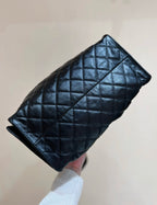 CHANEL 25 HANDBAG IN BLACK 40 GRAINED CALFSKIN GOLD HARDWARE