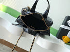CHANEL HANDBAG 21 IN BLACK PATENT QUILTED CALFSKIN WITH GOLD CHAIN