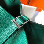 HERM Picotin Lock 22 Bag In Vert Vertigo Clemence Leather