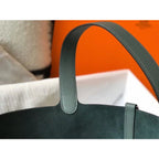 HERM Picotin Lock 22 Bag In Vert Amande Clemence Leather