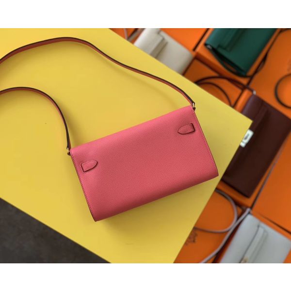 HERM Kelly Classique To Go Wallet In Rose Lipstick Epsom Calfskin