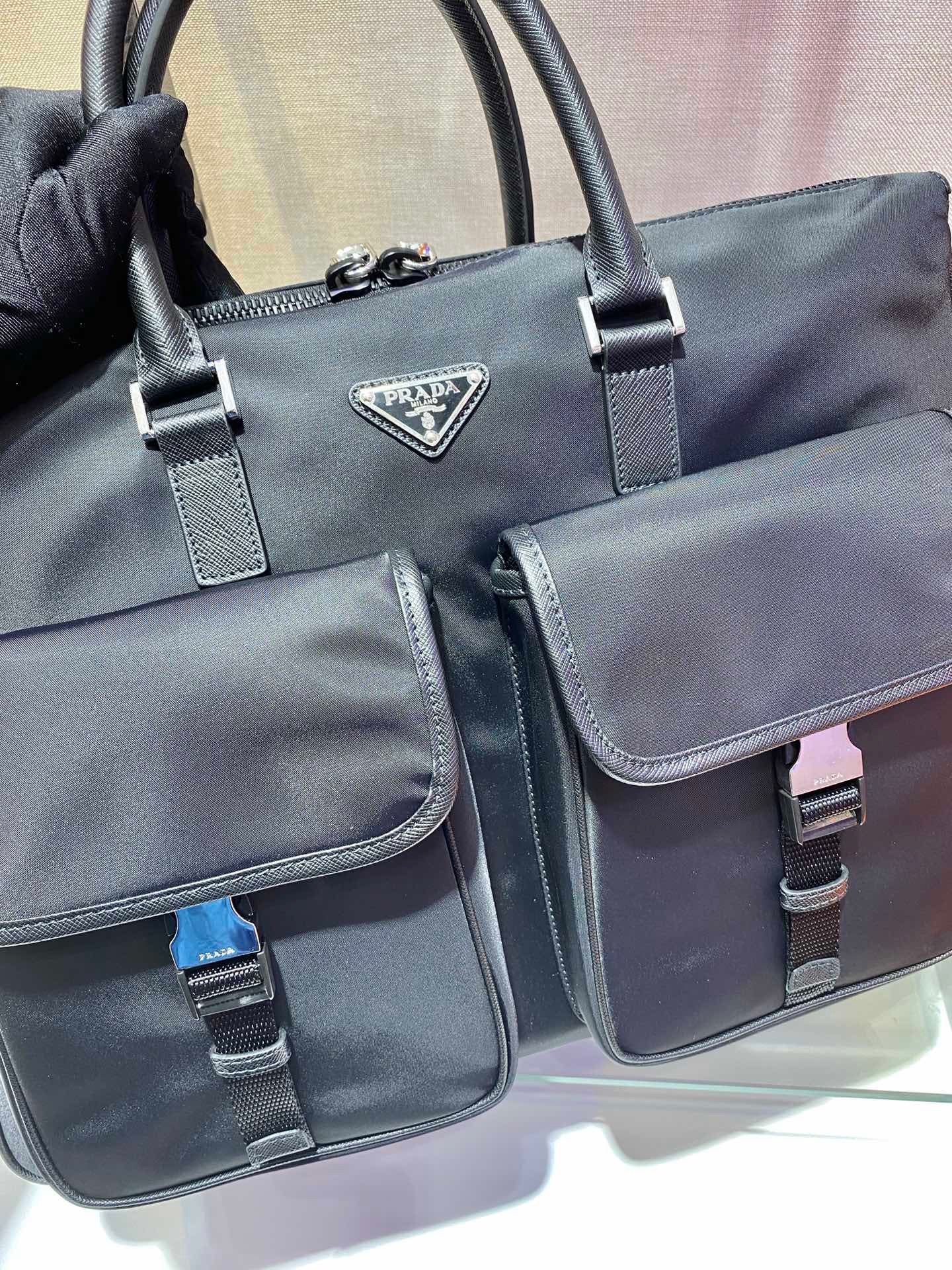 PRA Briefcases