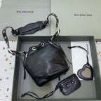 BLCG Cagole Bucket