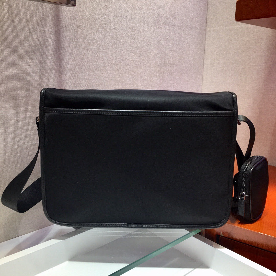 PRA Messenger Bag