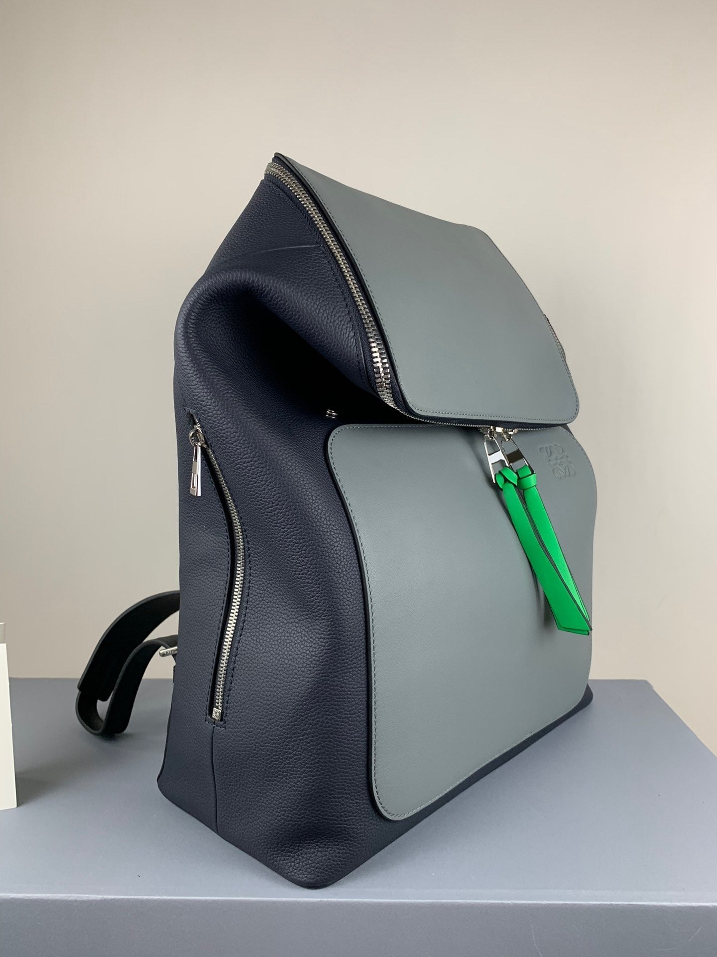 LO Backpack