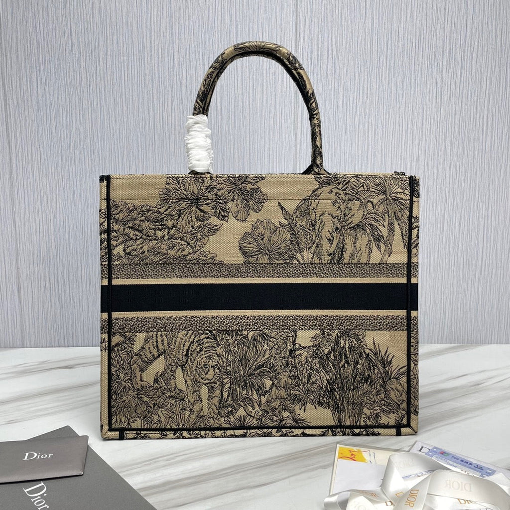 DIO BookTote