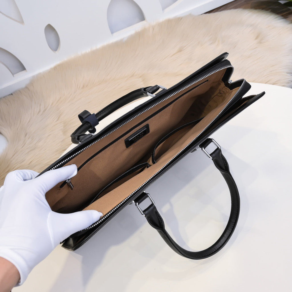PRA Briefcases