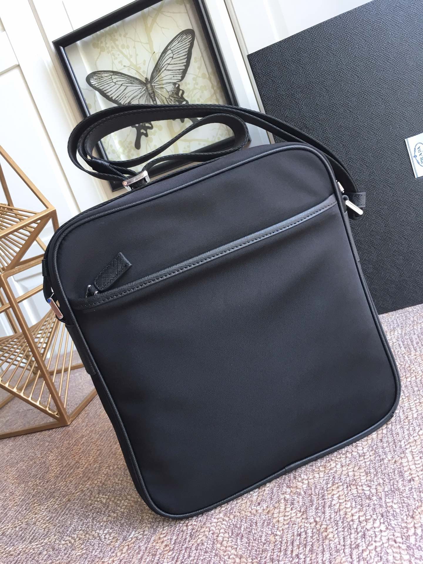 PRA Messenger Bag
