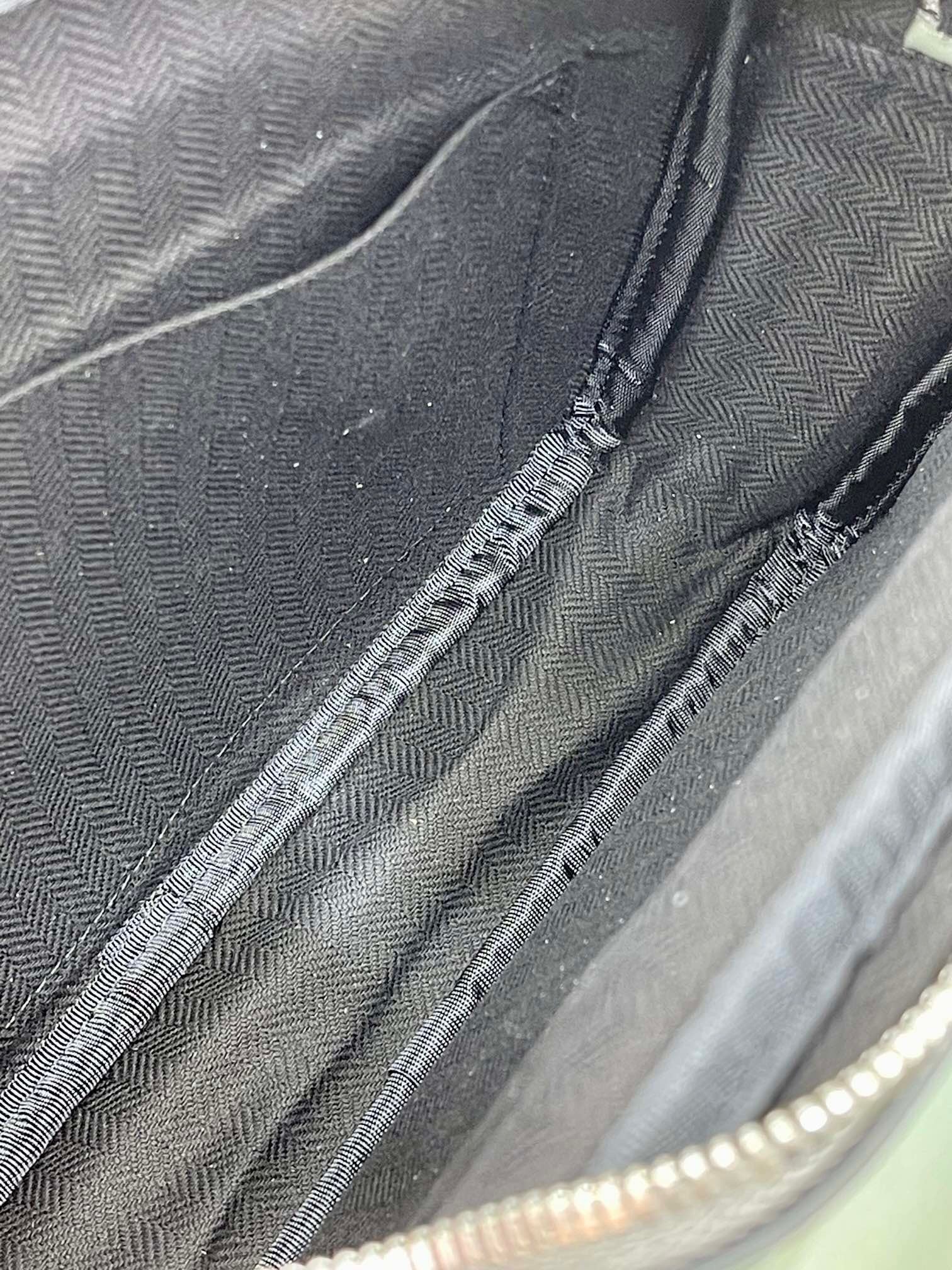 LO Messenger Bag