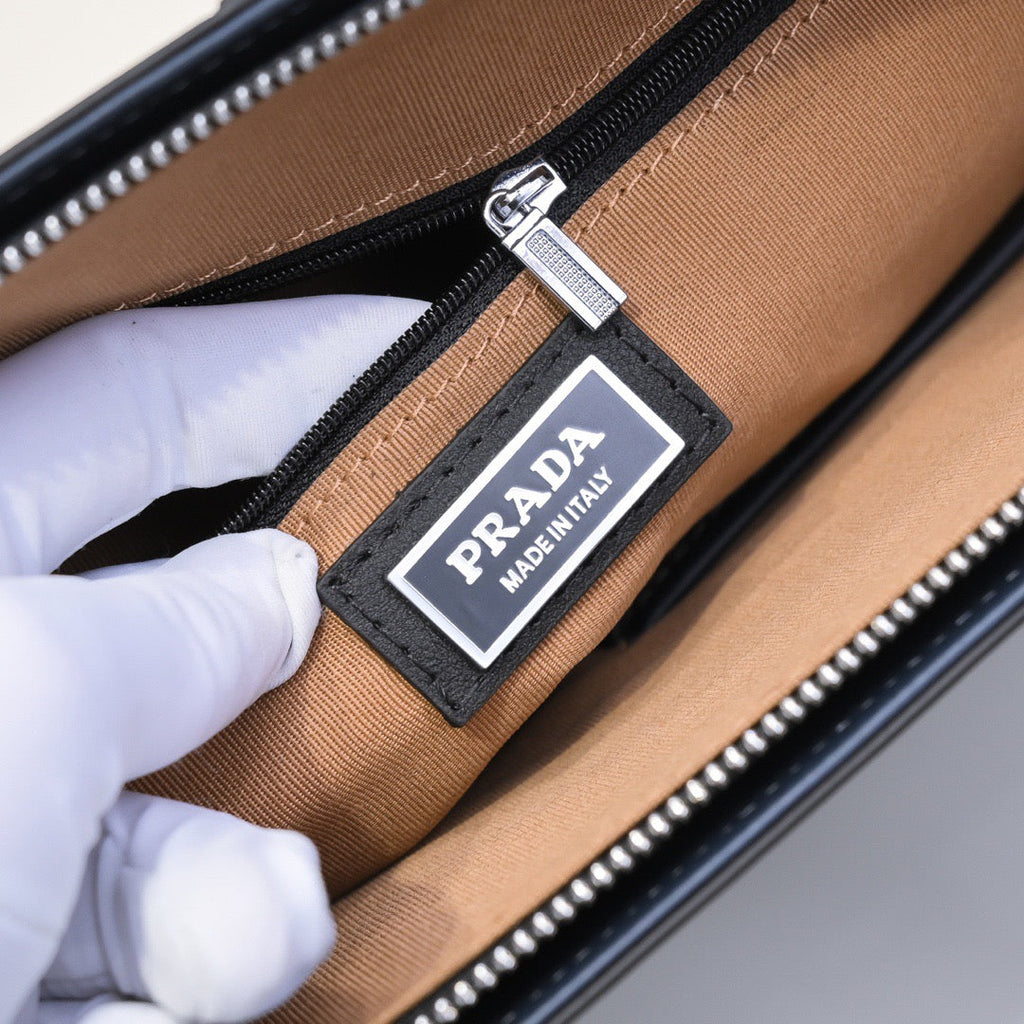 PRA Briefcases