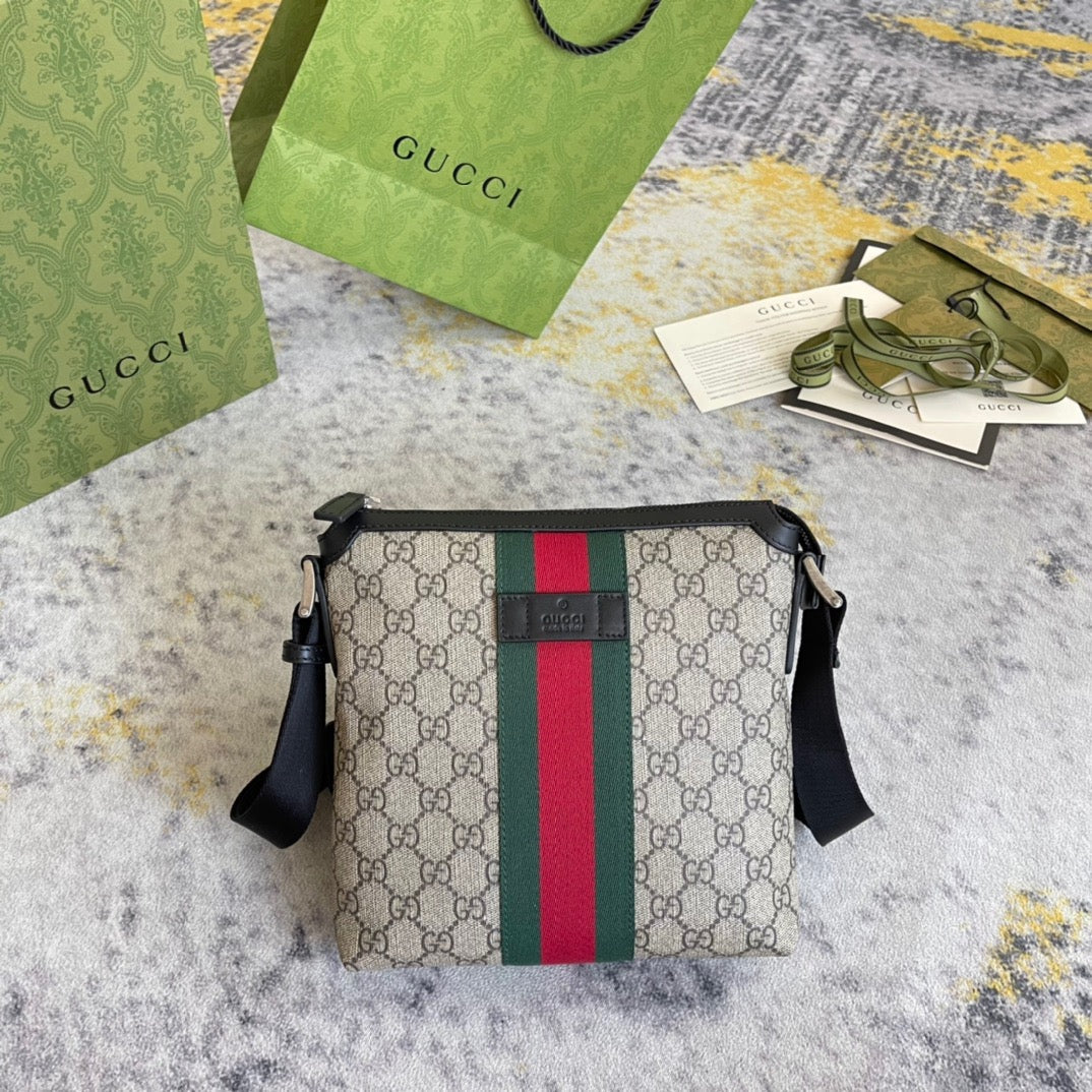 GUC Messenger Bag