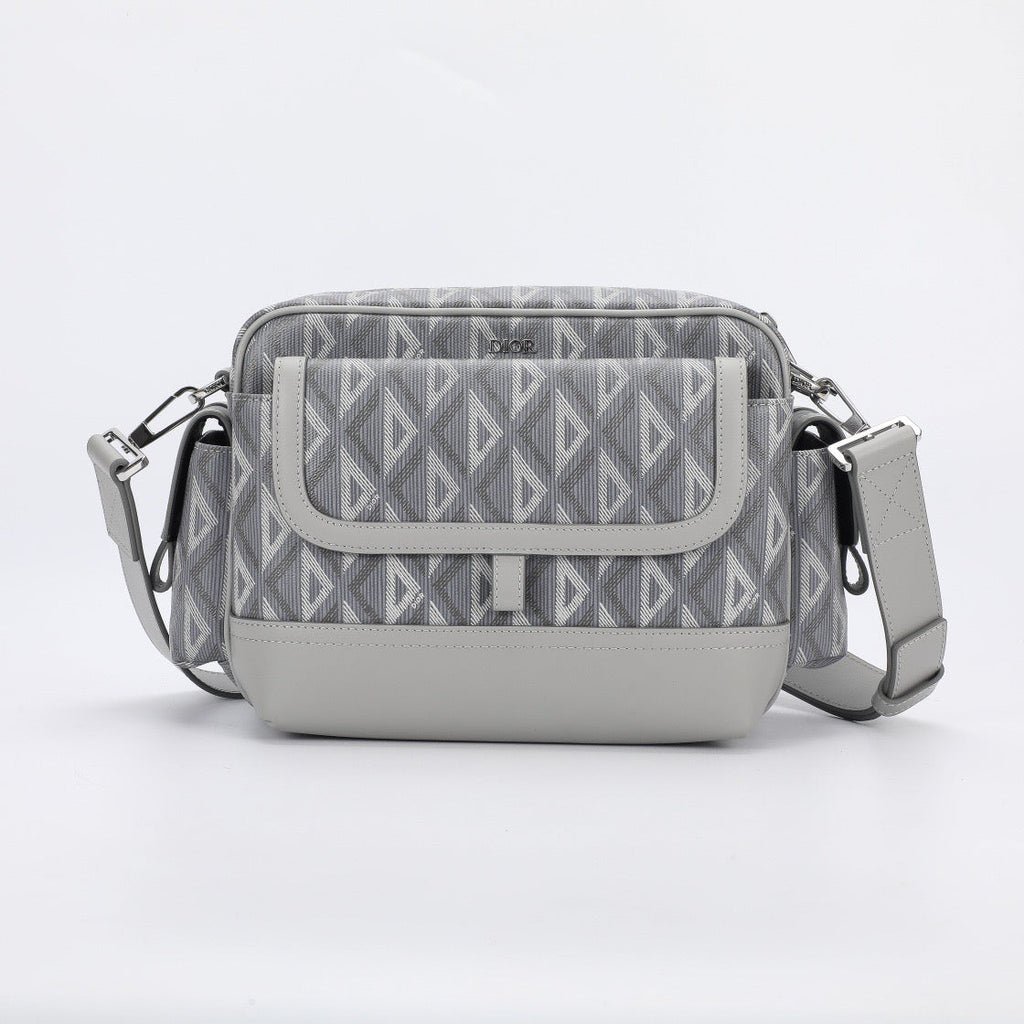 DIO Hit The Road Diamond Messenger Bag