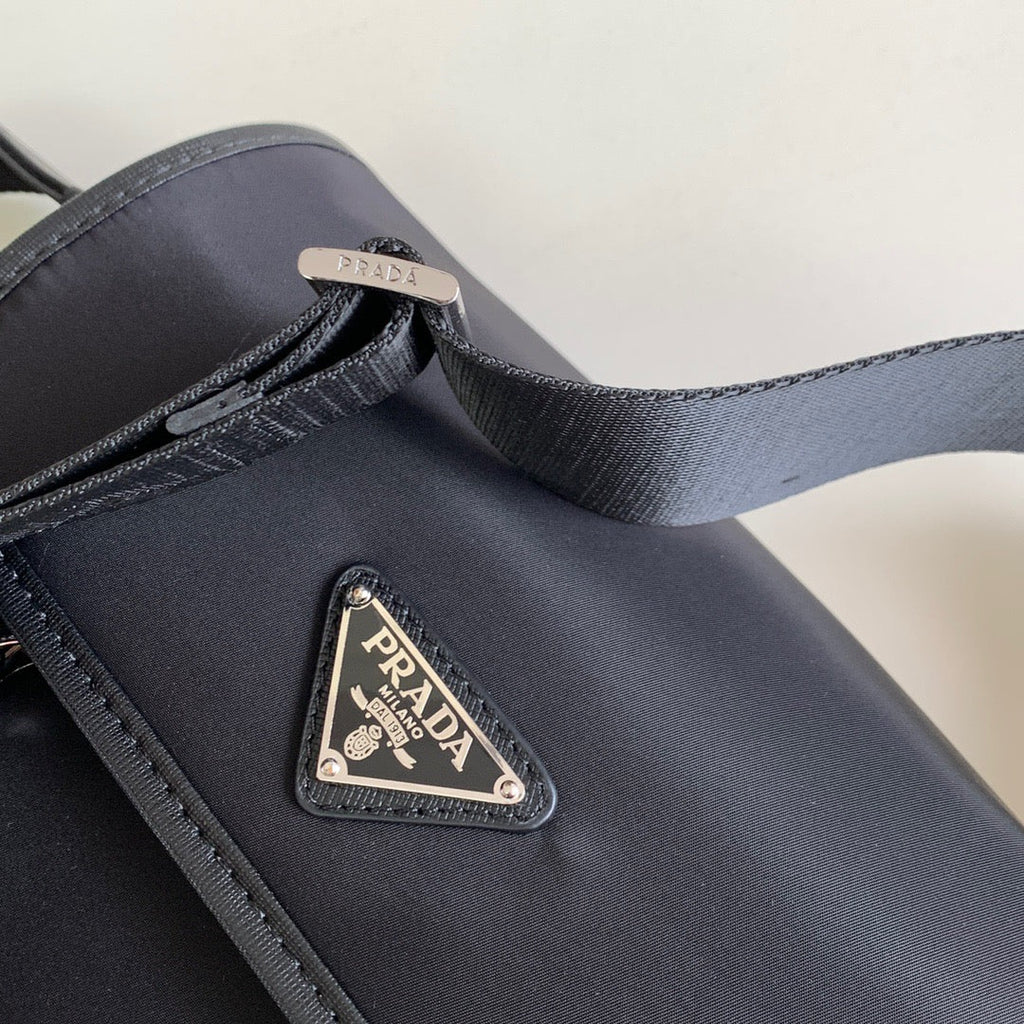 PRA Messenger Bag