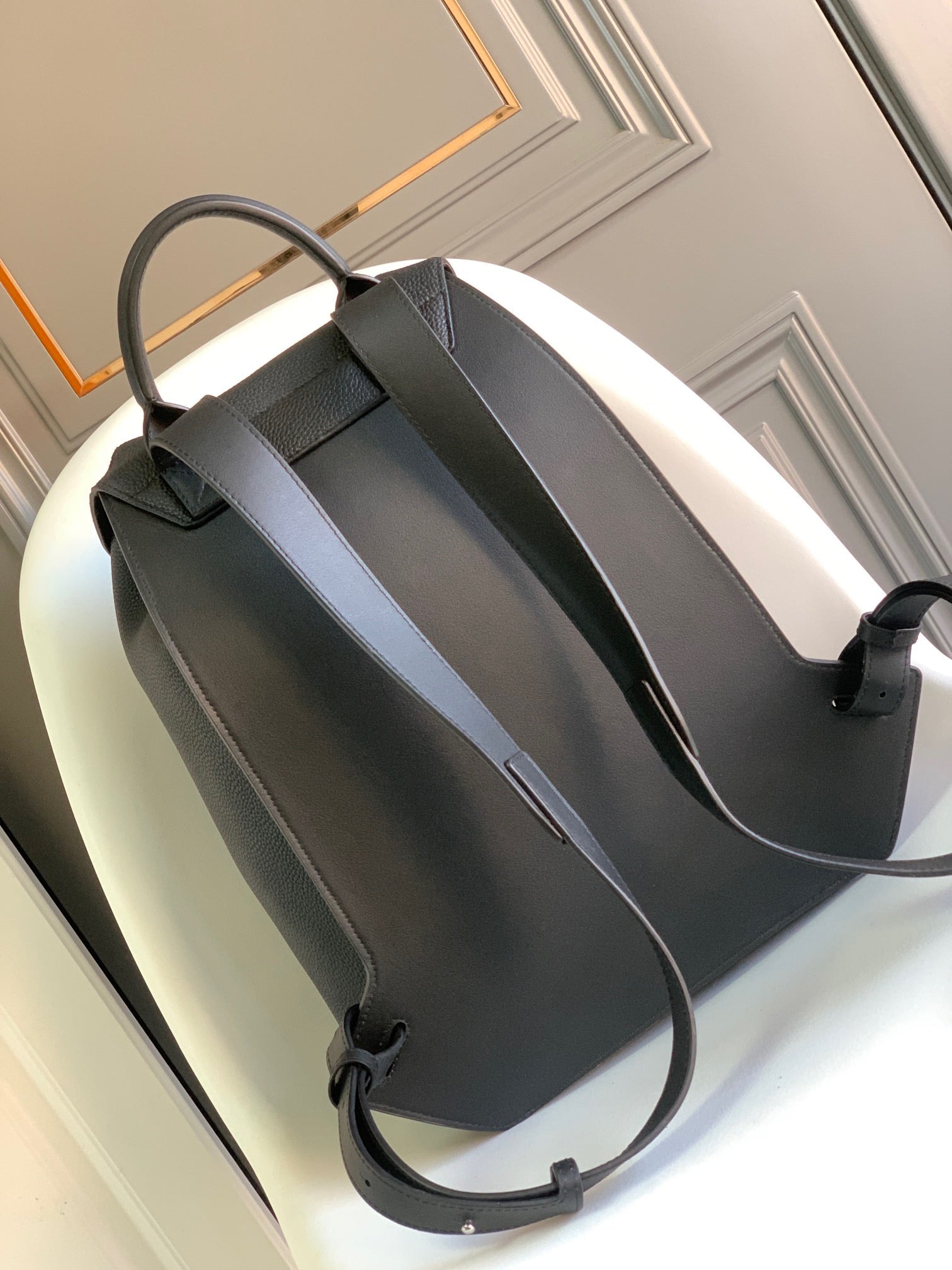 LO Backpack