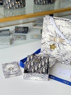 CHANEL DIOR 25S 30 MONTAIGNE DAHLIA WALLET 11 IN BLUE DIOR OBLIQUE JACQUARD