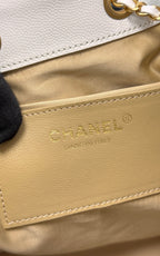 CHANEL 25S HOBO BAG 40 IN WHITE CAVIAR WITH GOLD HARDWARE