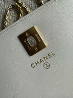 CHANEL 25S CLASSIC WALLET ON CHAIN 19 IN WHITE LAMBSKIN WITH GOLD HARDWARE