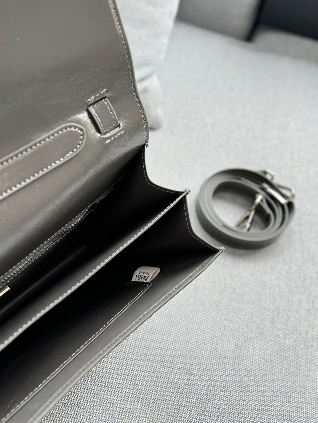 GALLERIA SHOULDER BAG 27 IN CHARCOAL GREY CALFSKIN
