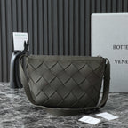 BOTTEGA VENETA 25S DIAGO HOBO 39 IN VERY DEEP OLIVE CALFSKIN