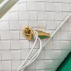 BV Long Clutch Andiamo 31 White Leather Ghw
