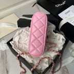 CC 16 CLASSIC CLUTCH WITH STRAP BAG IN LIGHT PINK LAMBSKIN